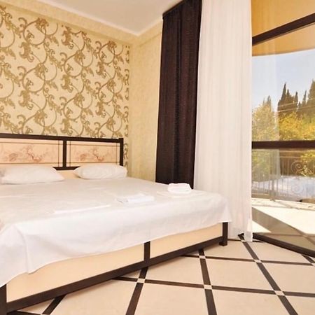 تساندريبش Коралл - Coral Sea Hotel المظهر الخارجي الصورة
