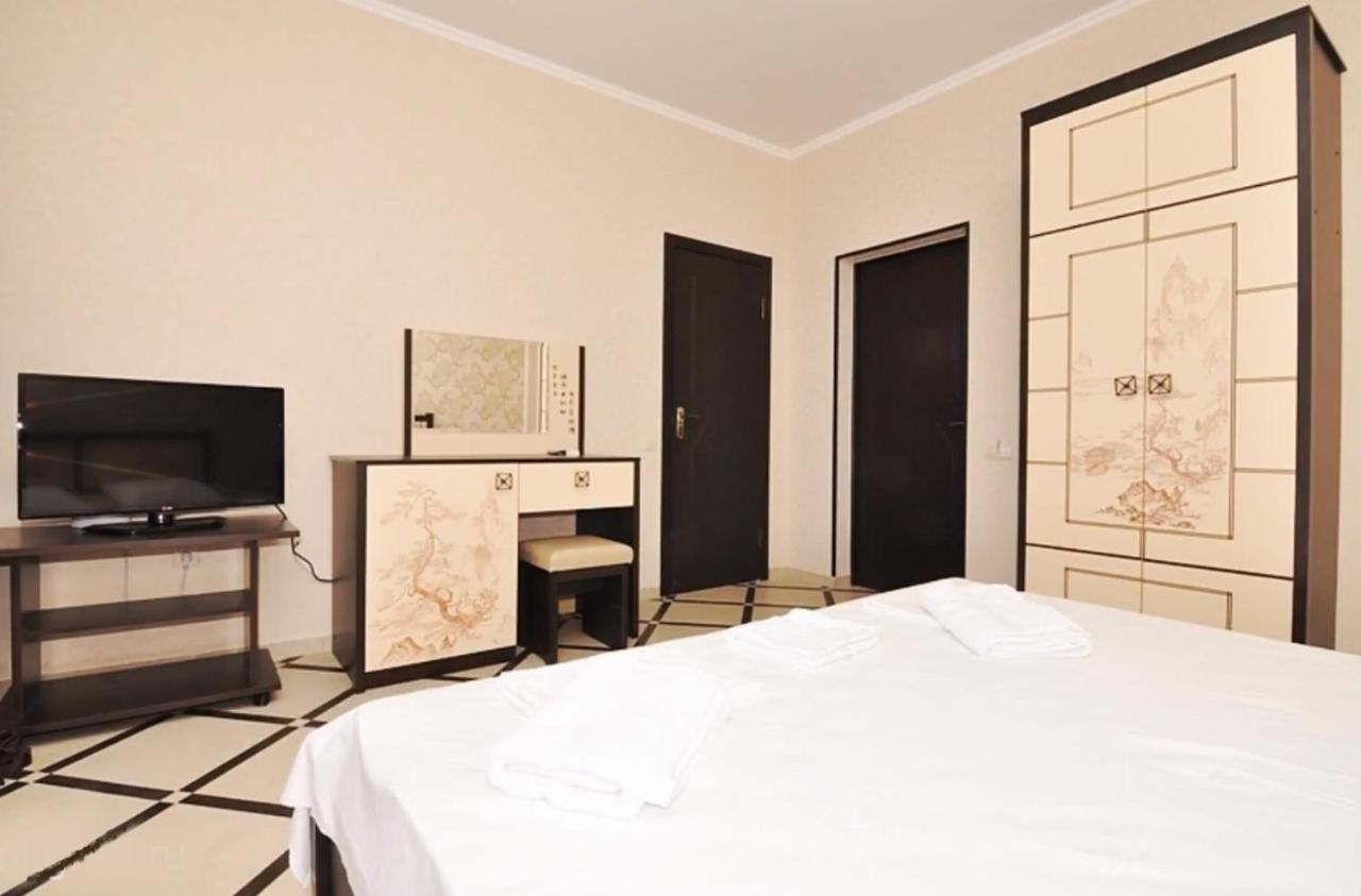 تساندريبش Коралл - Coral Sea Hotel المظهر الخارجي الصورة